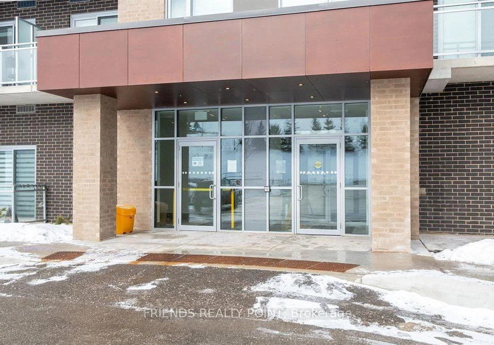 56-lakeside-terrace-barrie-ontario-s13638452