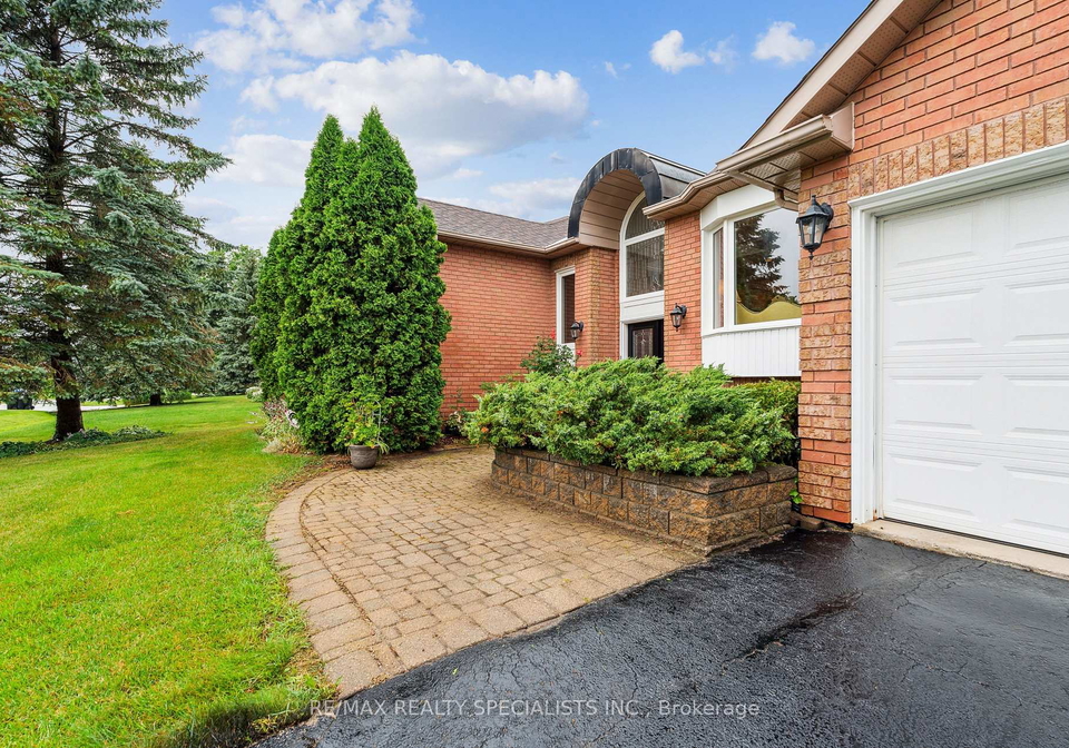 22-lamont-creek-drive-wasaga-beach-ontario-s13638638
