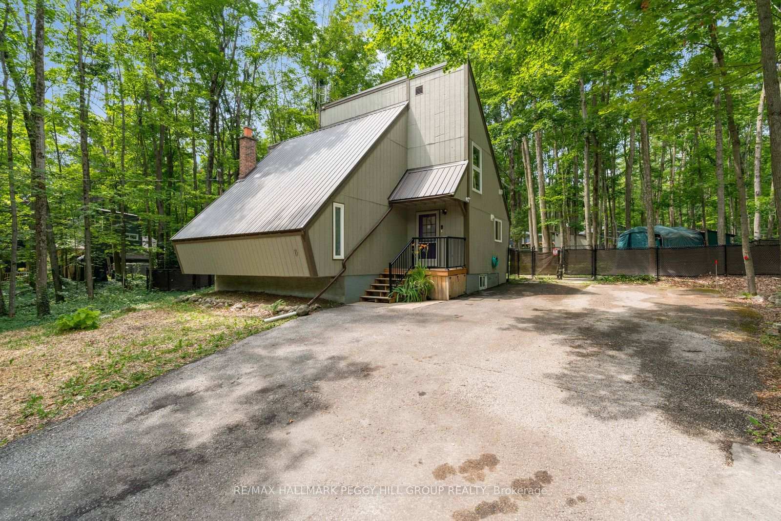 6-slalom-drive-oro-medonte-ontario-s13639452