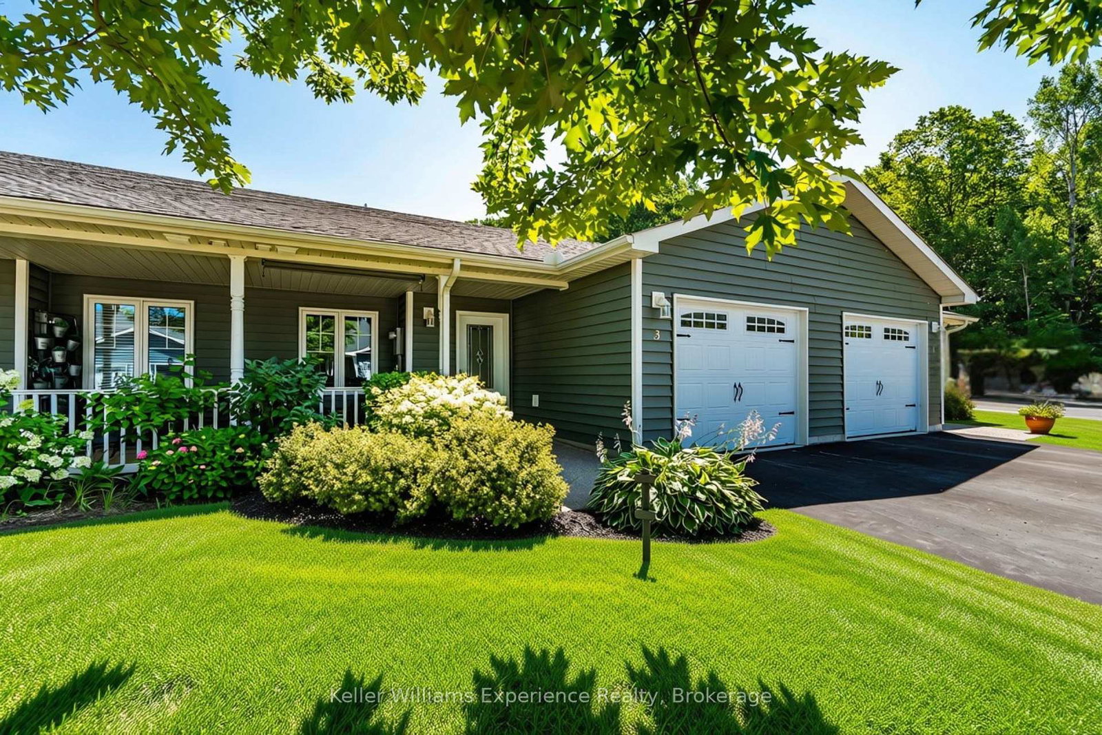3-chamberlain-crescent-penetanguishene-ontario-s13639660
