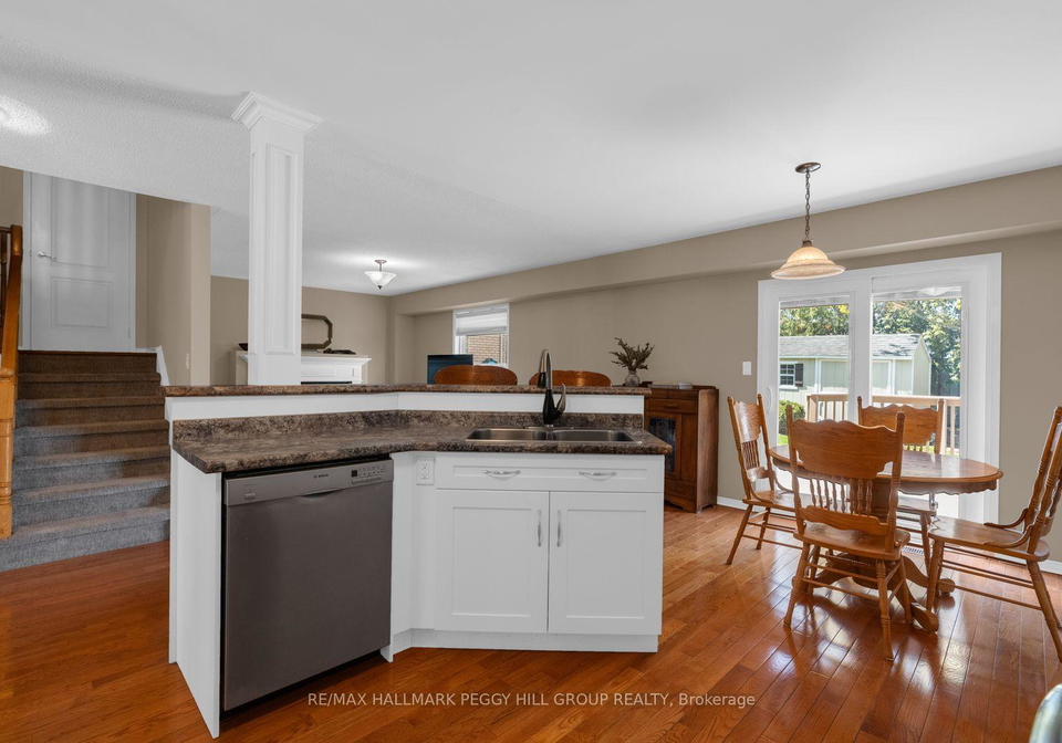 168-wildwood-trail-barrie-ontario-s13639984