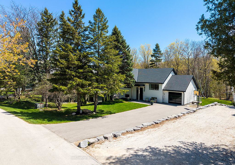 31-slalom-gate-road-collingwood-ontario-s13640614