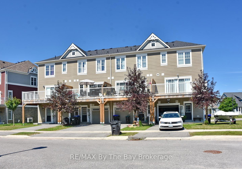 16-village-gate-drive-wasaga-beach-ontario-s13641076