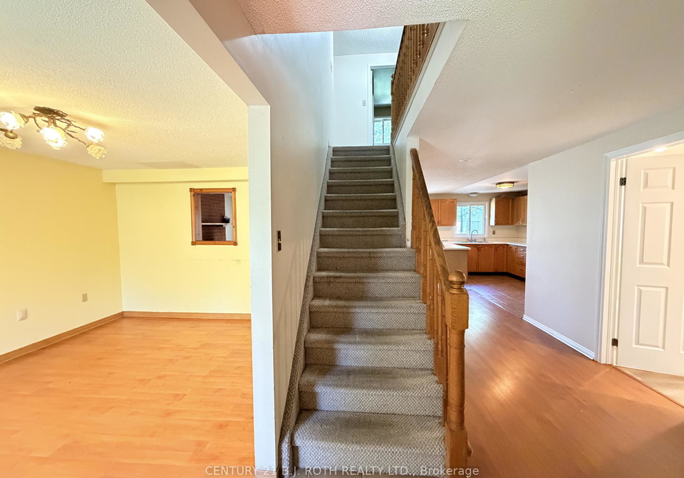 29-irwin-drive-barrie-ontario-s13641126