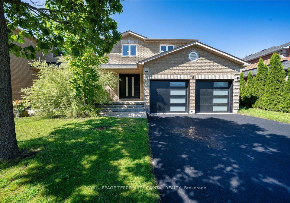 4-cassandra-drive-barrie-ontario-s13642028