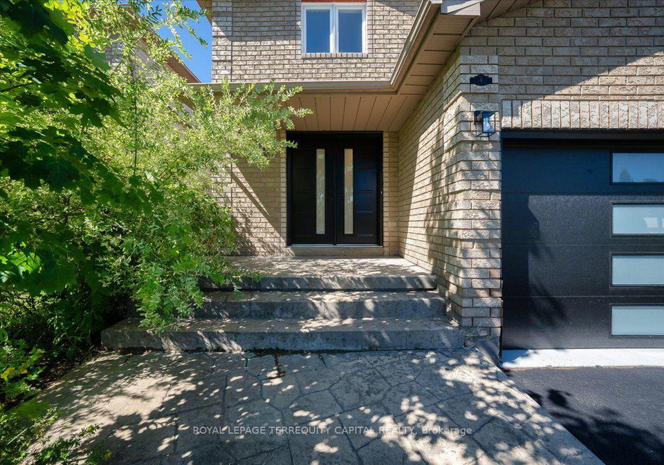 4-cassandra-drive-barrie-ontario-s13642028