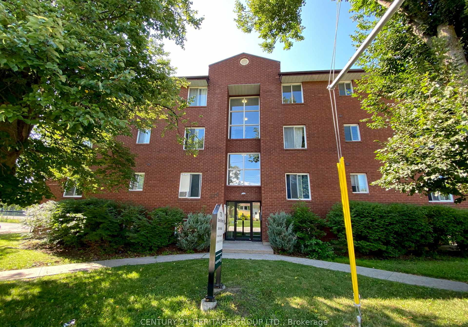 170-grove-street-e-barrie-ontario-s13642564