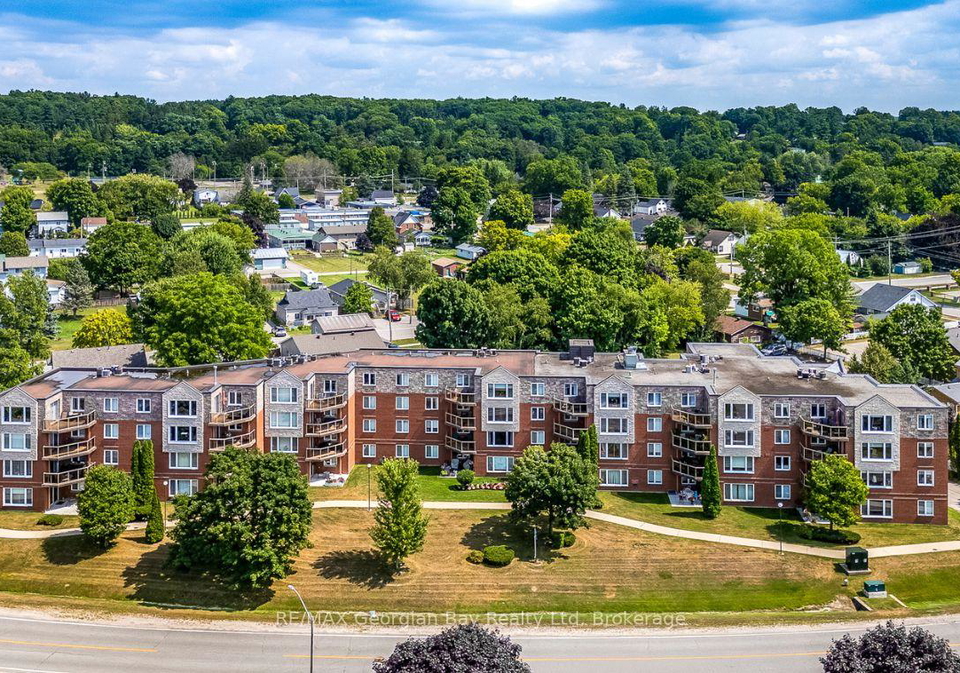 11-beck-boulevard-penetanguishene-ontario-s13643030