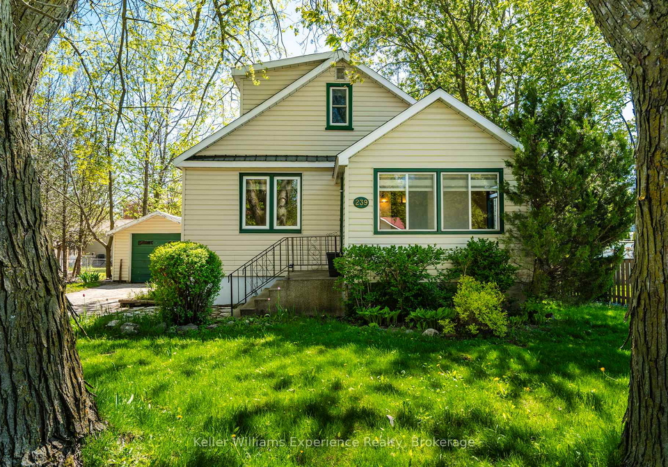 239-oak-street-clearview-ontario-s13643542