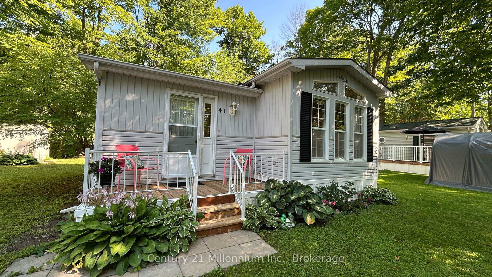 41-the-boardwalk-wasaga-beach-ontario-s13643950