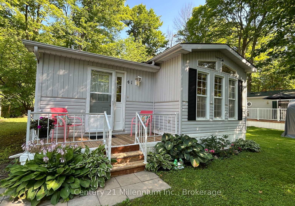 41-the-boardwalk-wasaga-beach-ontario-s13643950
