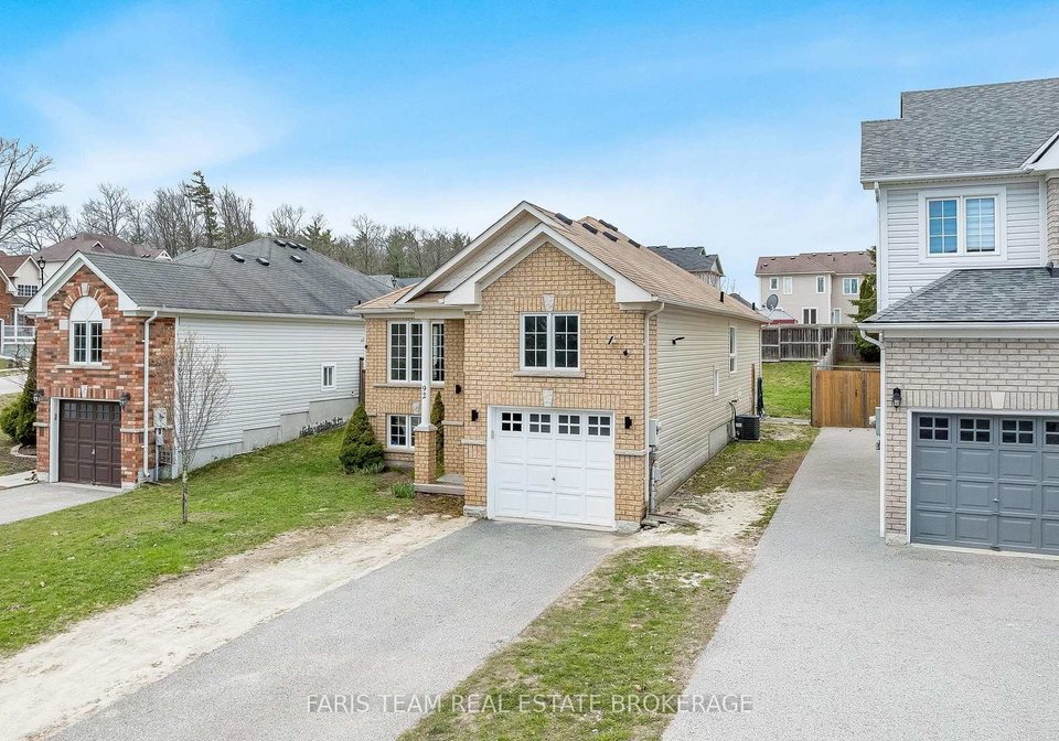 92-wesley-avenue-wasaga-beach-ontario-s13643986