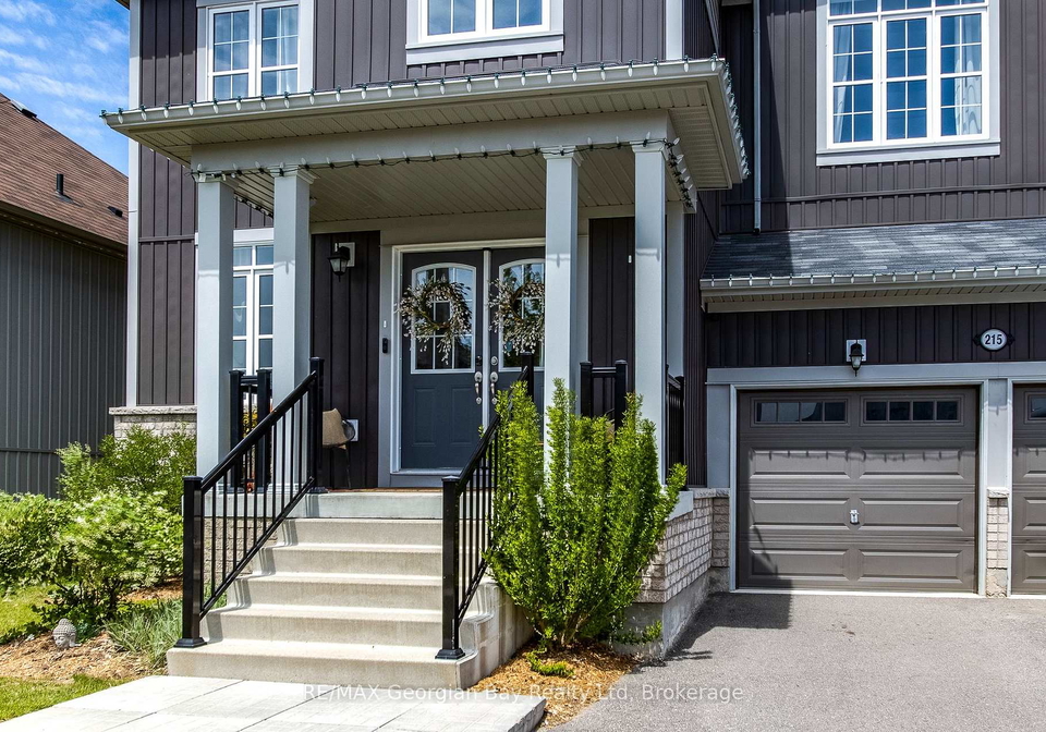 215-roy-drive-clearview-ontario-s13644054
