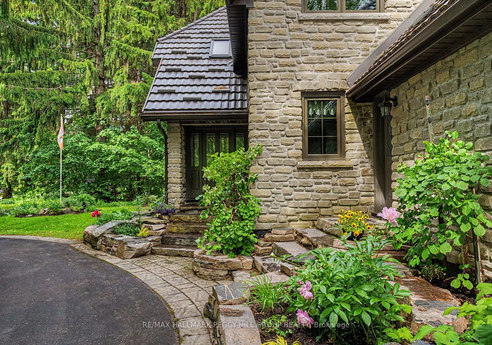 26-cathedral-pines-road-oro-medonte-ontario-s13646460