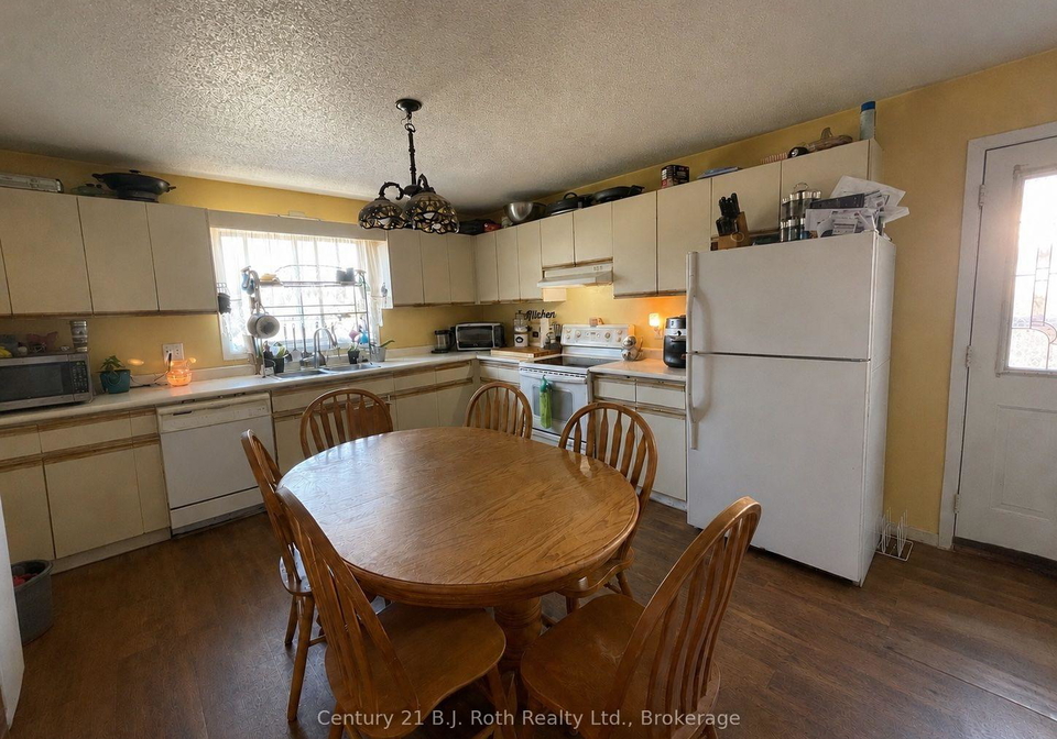 59-therrien-court-penetanguishene-ontario-s13647856