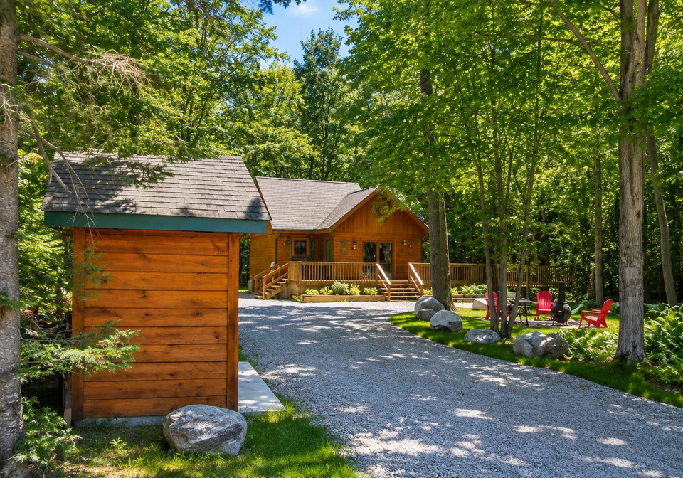 23-crown-court-tiny-ontario-s13648084