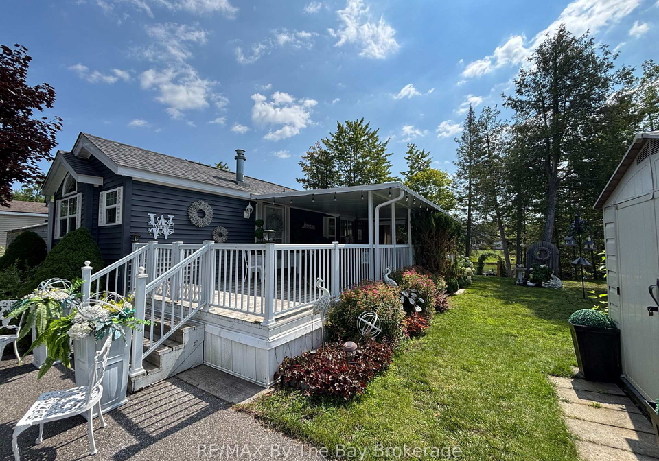 9-white-pines-trail-wasaga-beach-ontario-s13648782