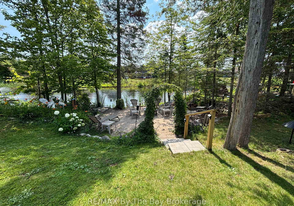 9-white-pines-trail-wasaga-beach-ontario-s13648782