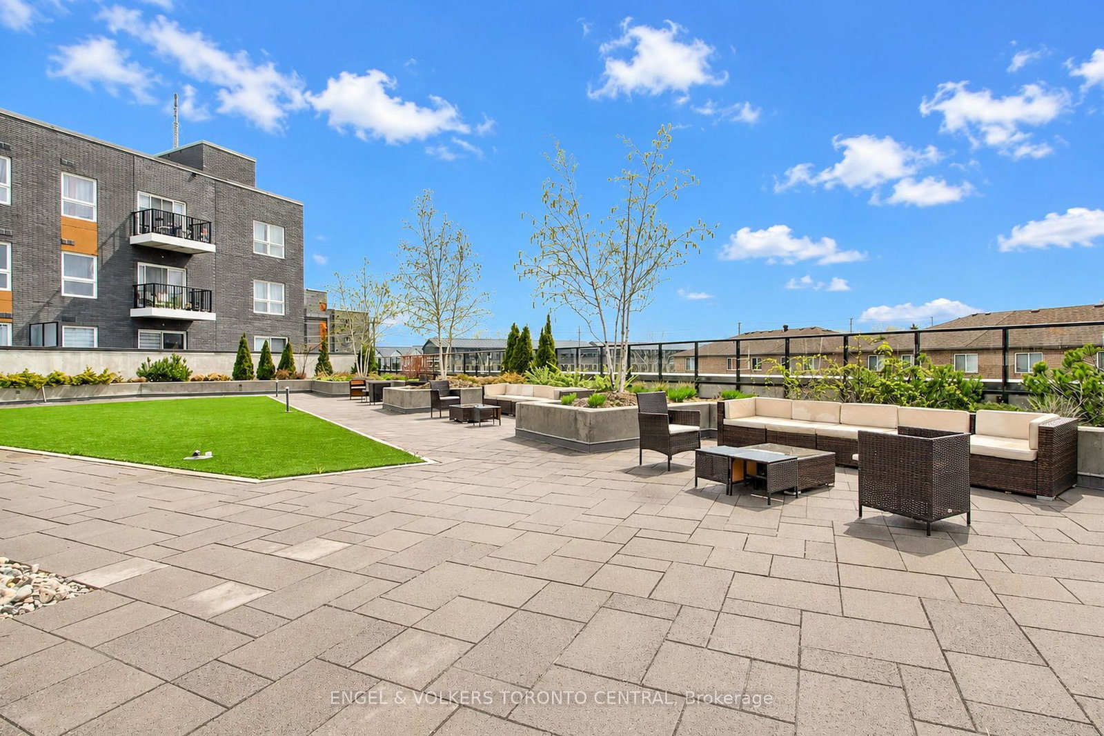 430-essa-road-barrie-ontario-s13648844