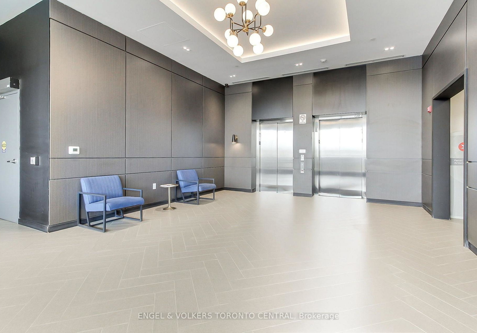 430-essa-road-barrie-ontario-s13648844