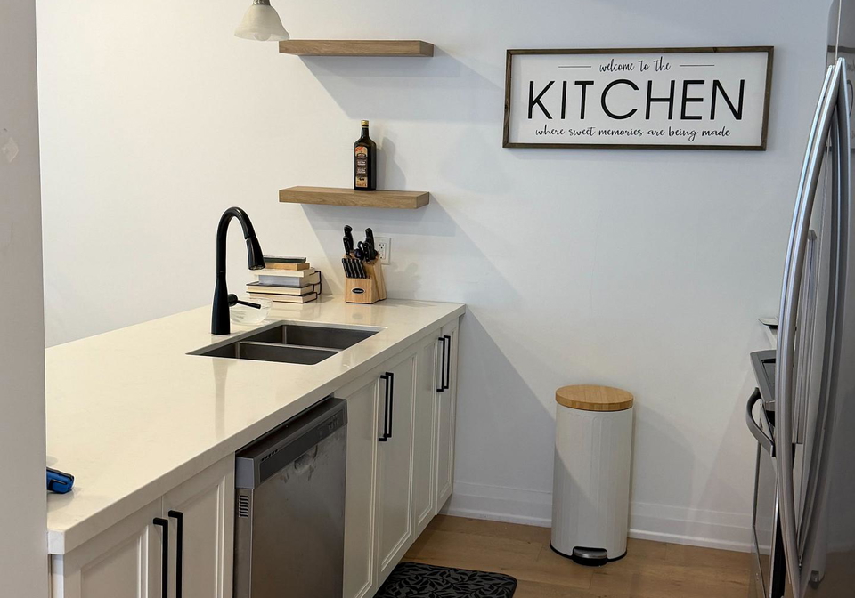 2-stonehart-lane-barrie-ontario-s13648932