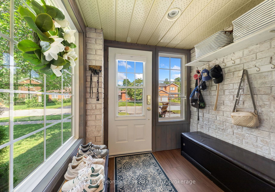 911-watson-place-midland-ontario-s13649248