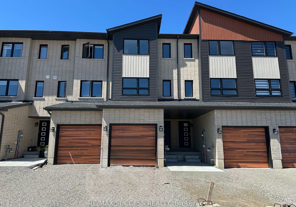 49-flan-boulevard-barrie-ontario-s13649310