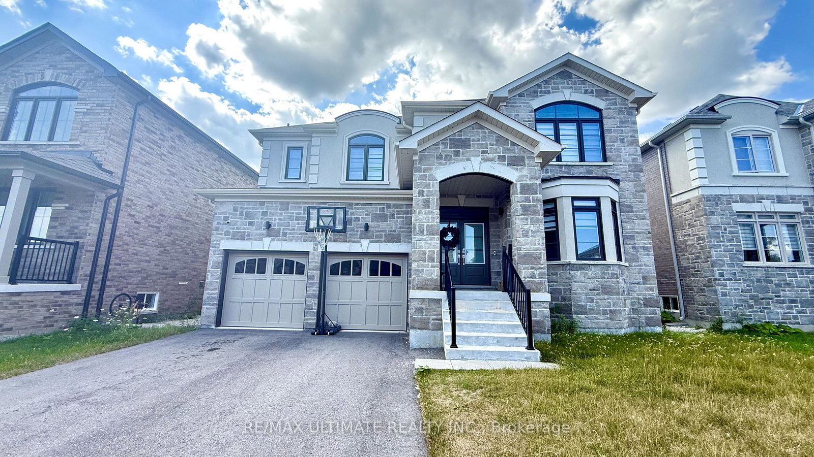 258-warden-street-clearview-ontario-s13650674