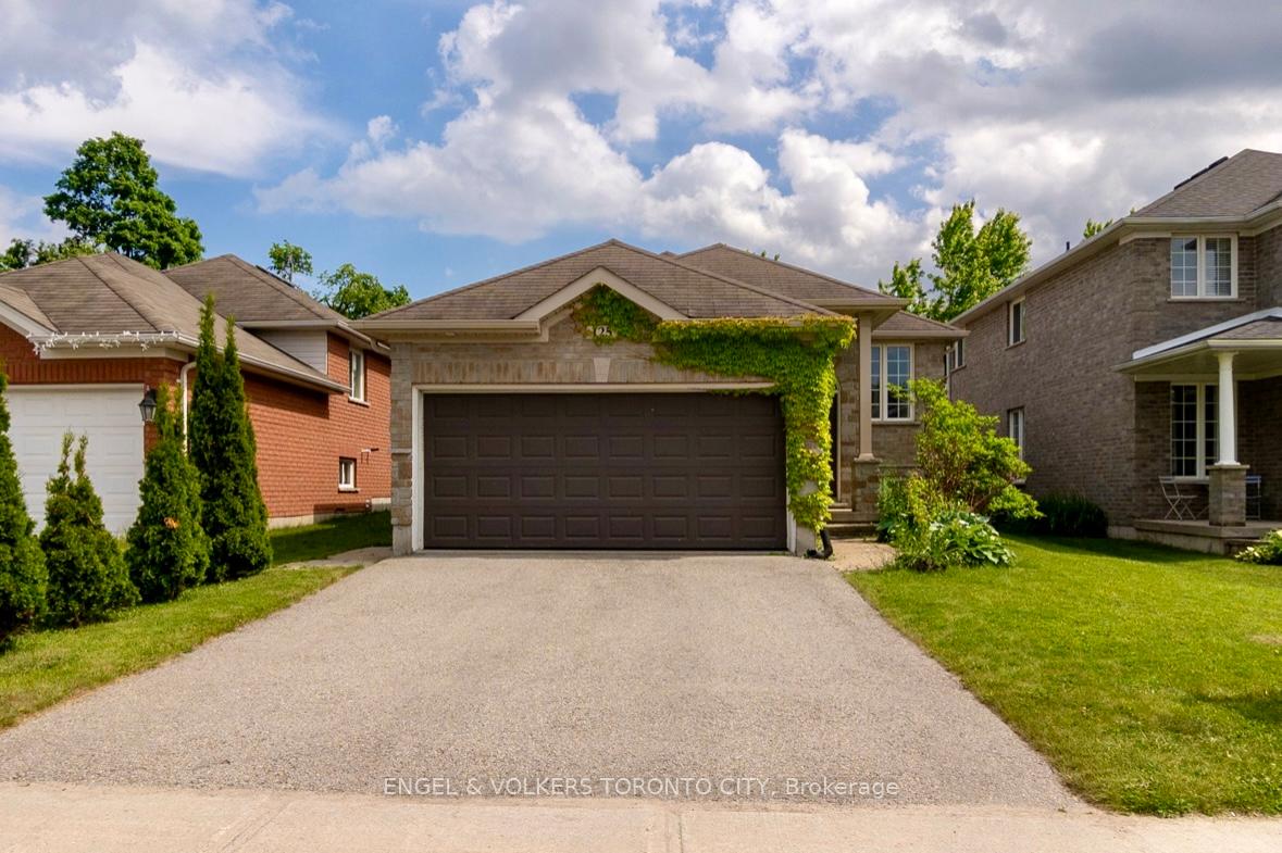 125-sovereigns-gate-barrie-ontario-s13650748