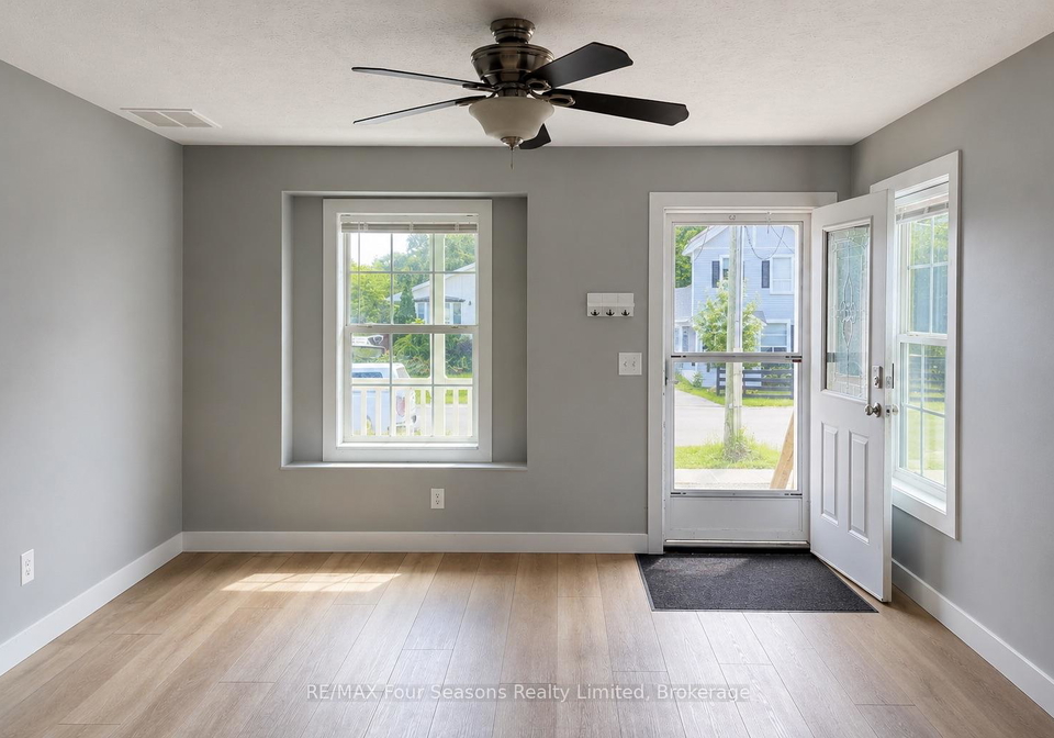128-spruce-street-collingwood-ontario-s13651218