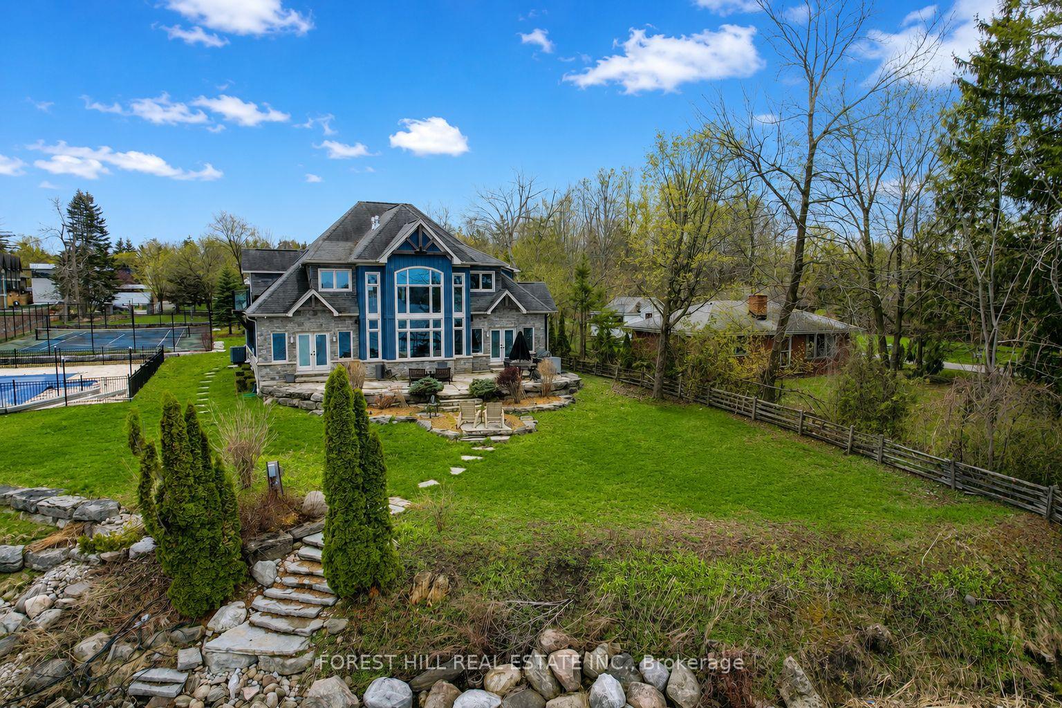 44-46-gray-lane-barrie-ontario-s13652280