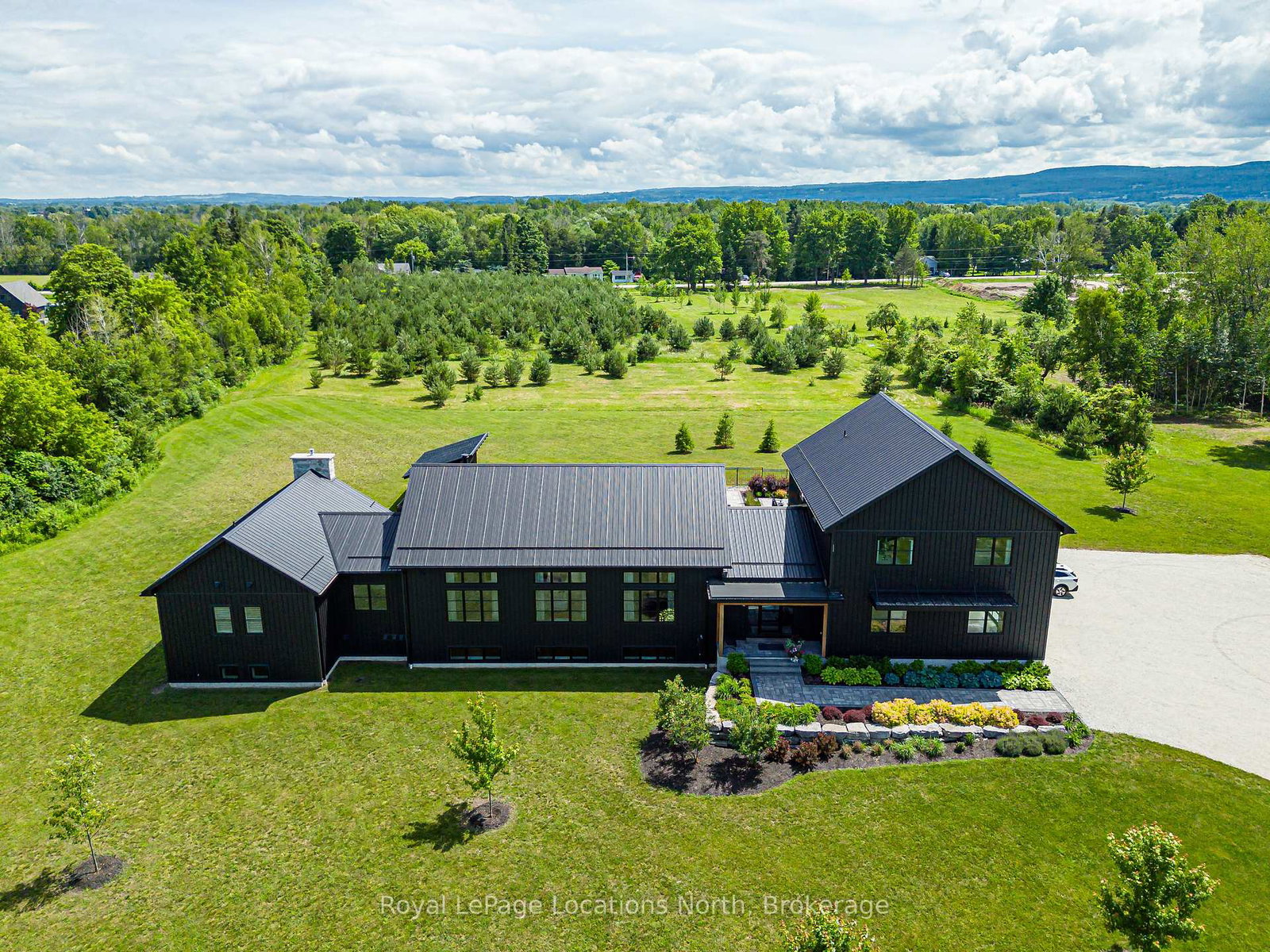7343-36-37-nottawasaga-side-road-clearview-ontario-s13652344