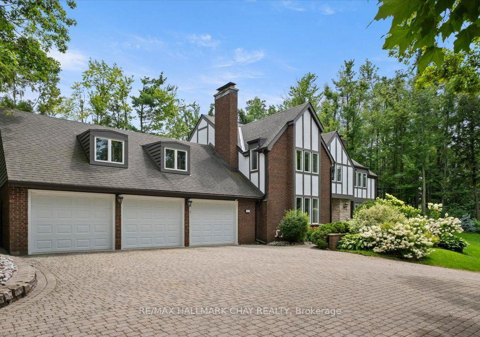 11-park-trail-springwater-ontario-s13653374