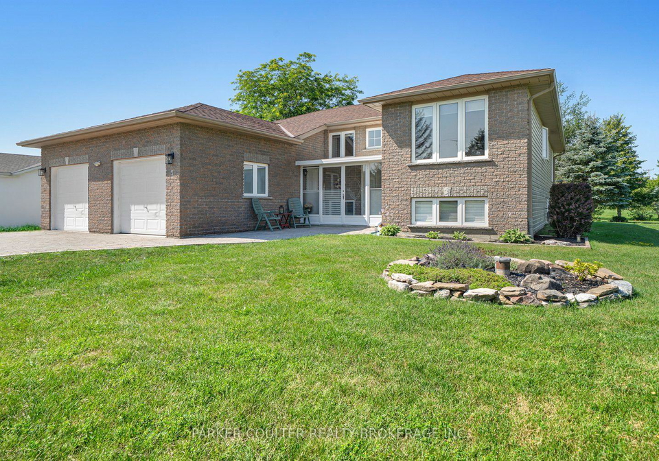 2-marni-lane-springwater-ontario-s13654090