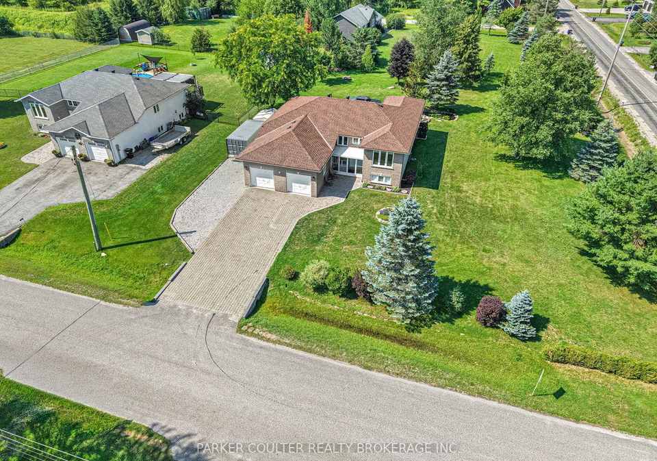 2-marni-lane-springwater-ontario-s13654090