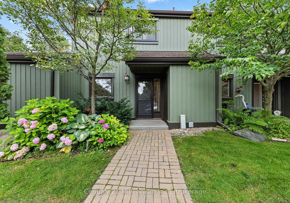 156-n-escarpment-crescent-collingwood-ontario-s13654698