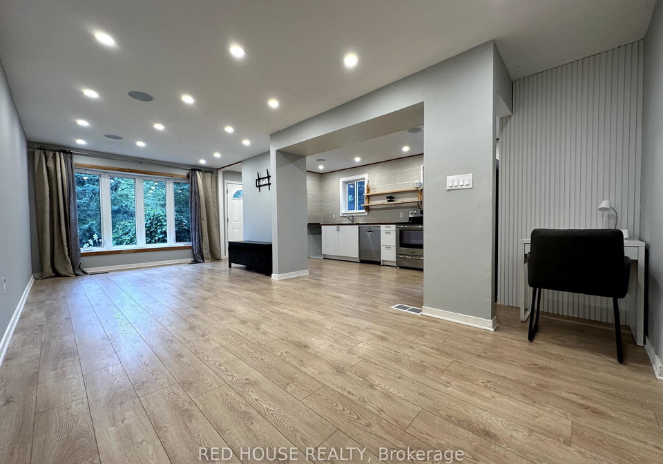 52-charlbrook-avenue-barrie-ontario-s13655148