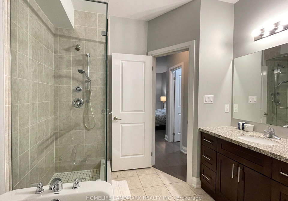 26-greenwich-street-barrie-ontario-s13655904
