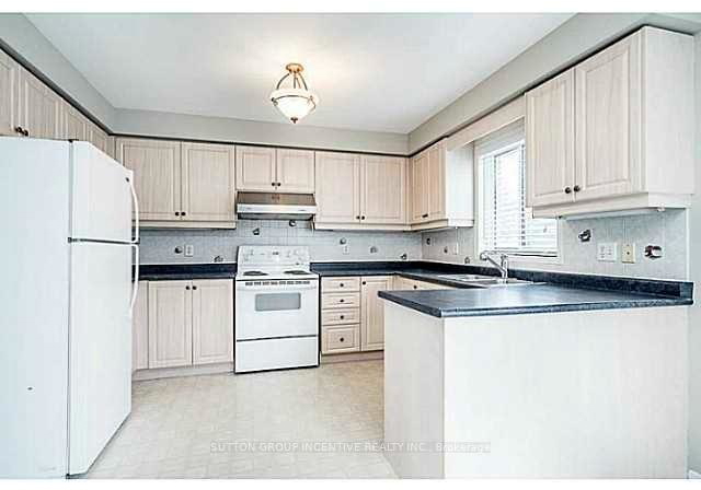 18-merganser-court-barrie-ontario-s13655986