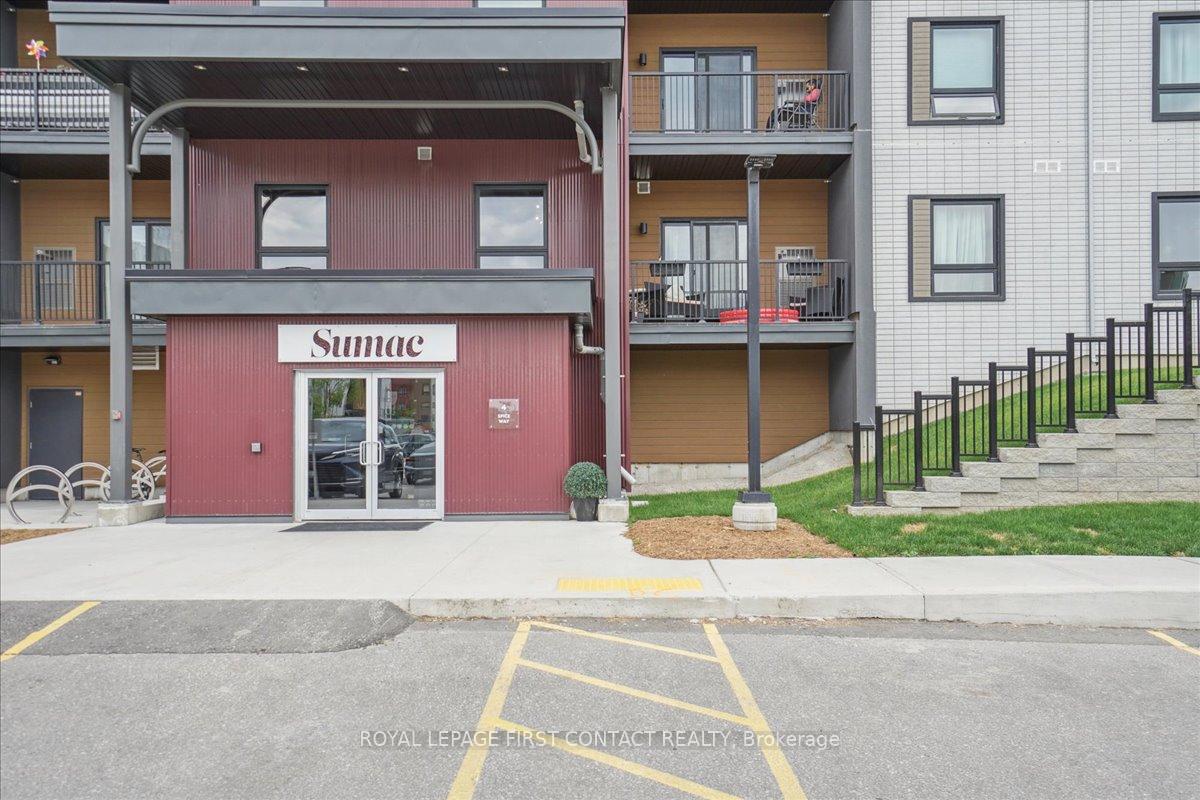 4-spice-way-barrie-ontario-s13656322