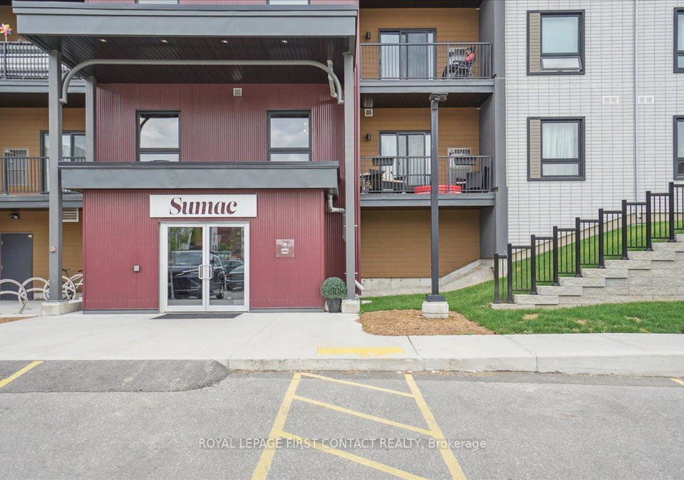 4-spice-way-barrie-ontario-s13656322