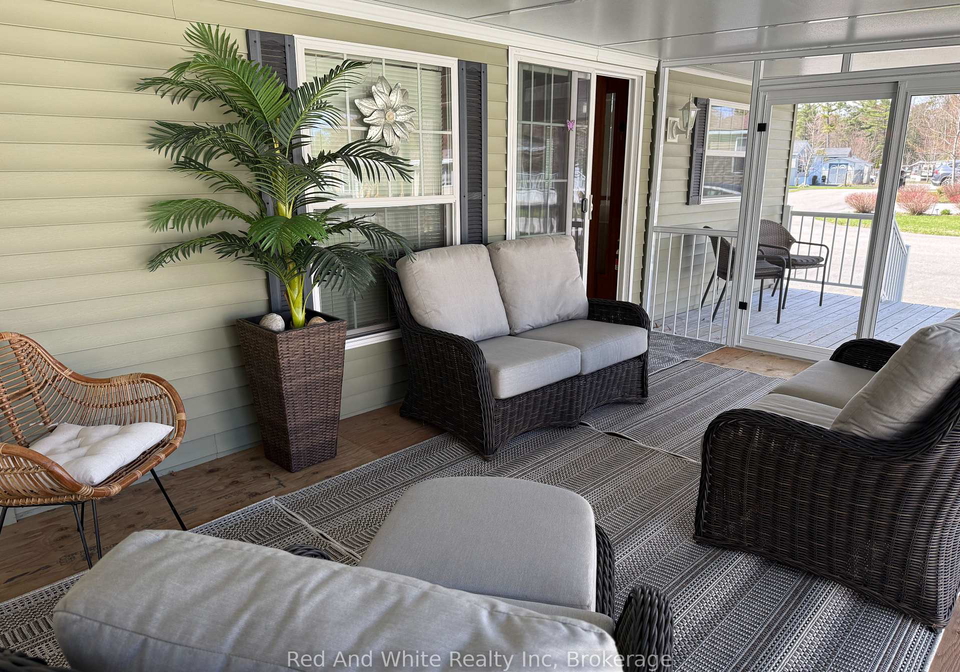 103-madawaska-trail-wasaga-beach-ontario-s13656554