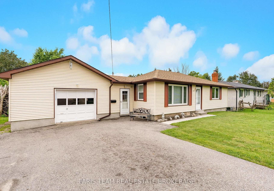 207-warnica-road-barrie-ontario-s13656676