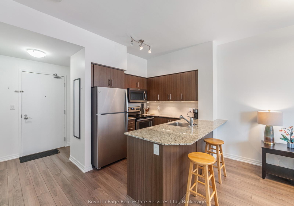 111-worsley-street-barrie-ontario-s13657100