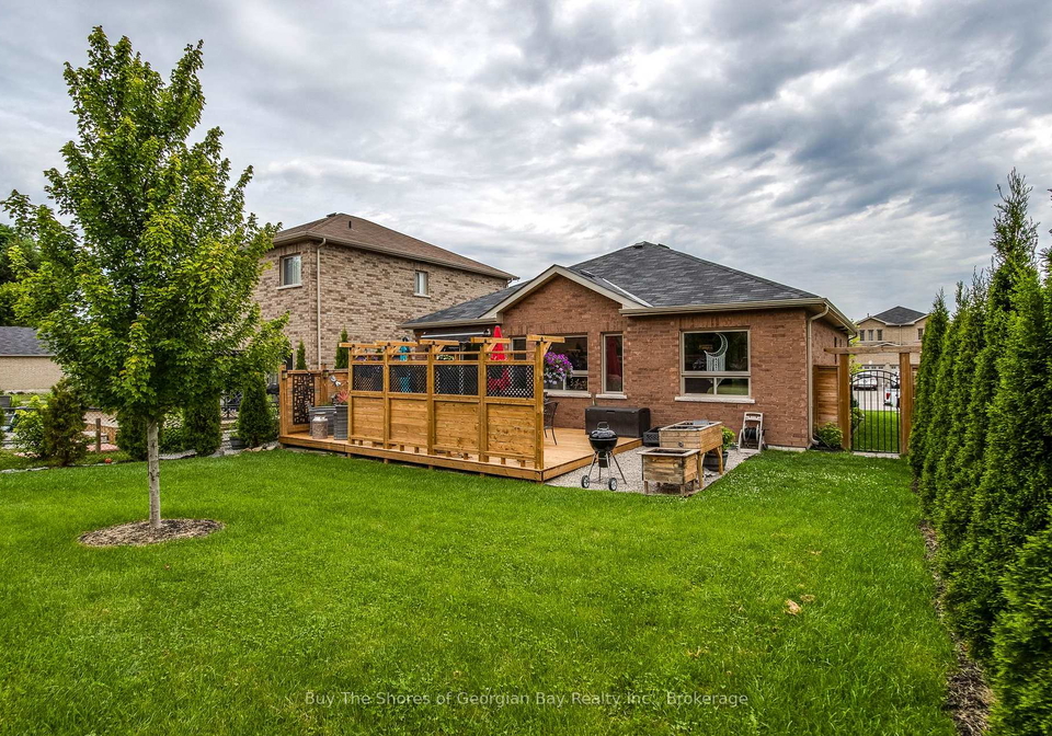33-beausoleil-drive-penetanguishene-ontario-s13657272