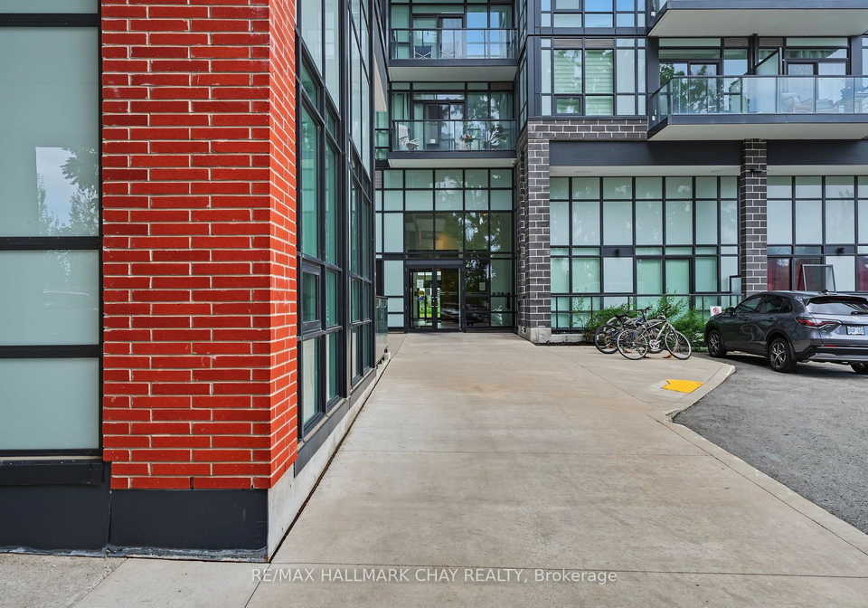681-yonge-street-barrie-ontario-s13657734