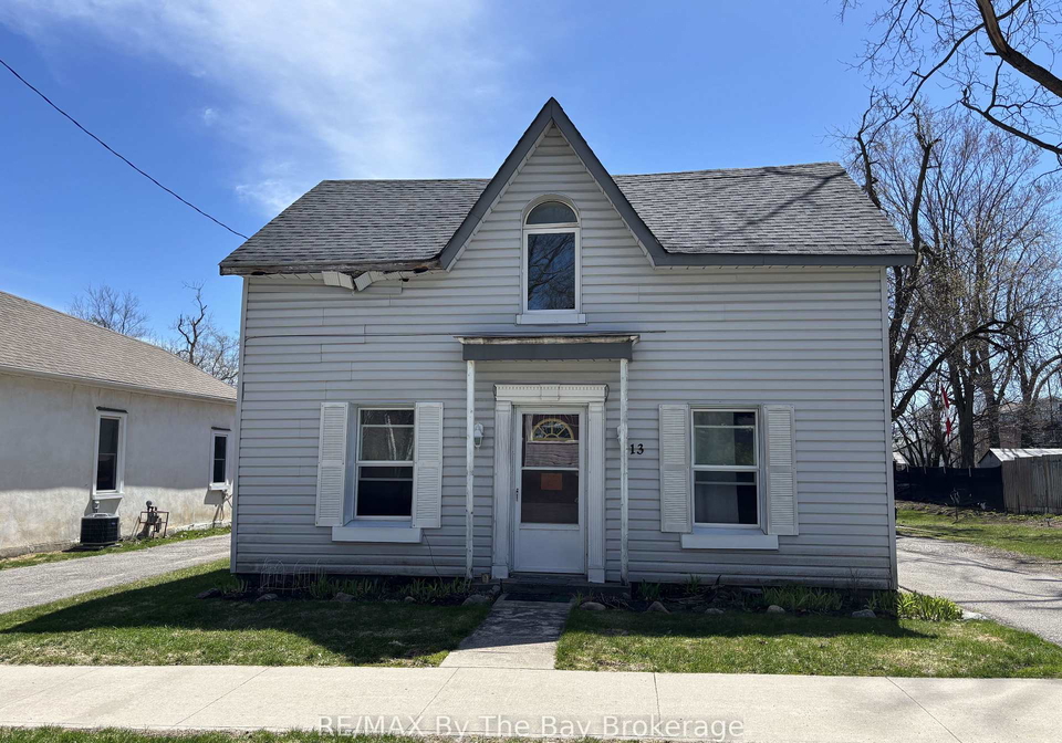 13-henry-street-barrie-ontario-s13657858