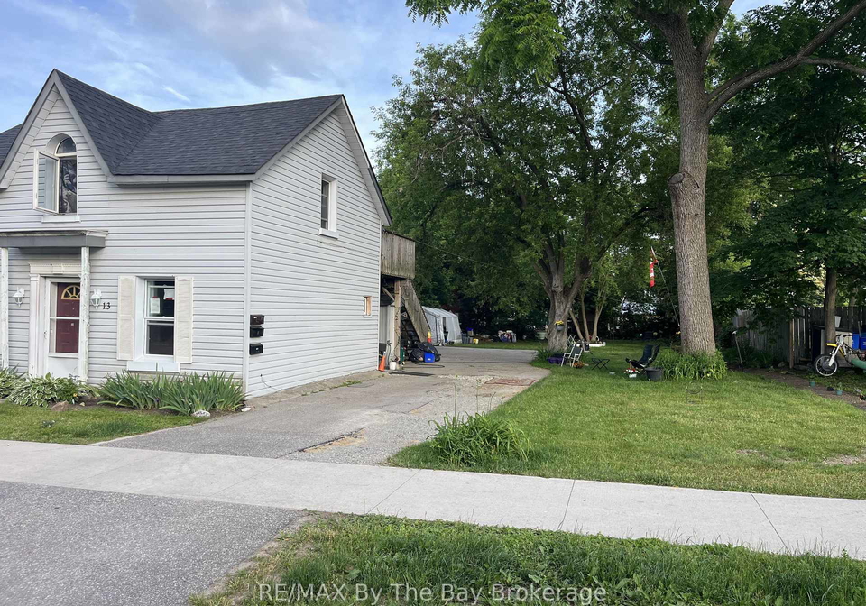 13-henry-street-barrie-ontario-s13657858