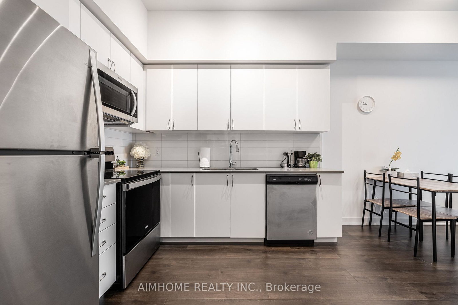 56-lakeside-terrace-barrie-ontario-s13657872