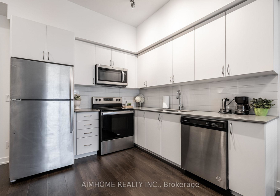 56-lakeside-terrace-barrie-ontario-s13657872
